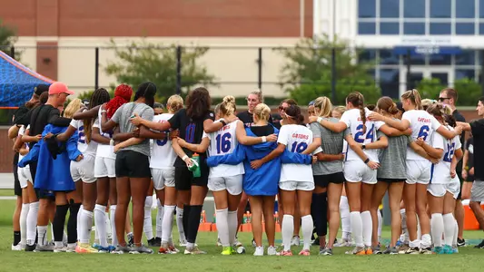 PostGameHuddle_240908_SoccerFSU_1258_