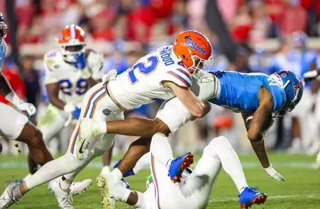Underwood tackle against Ole Miss 11/16/25