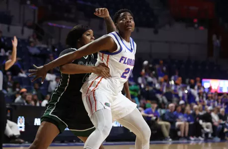 2025 11 10 Gift Ezekiel Battles For A Rebound During the Gators Win Over Jacksonville