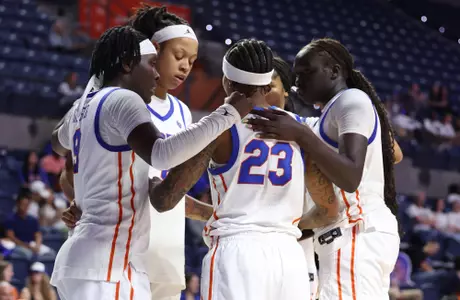 Dizeko, O'Neal, McGill, Reynolds, and Yiech, Team Huddle In Win Over Florida State
