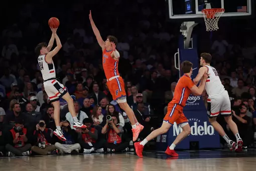 Micah Handlogten vs UConn / December 2025