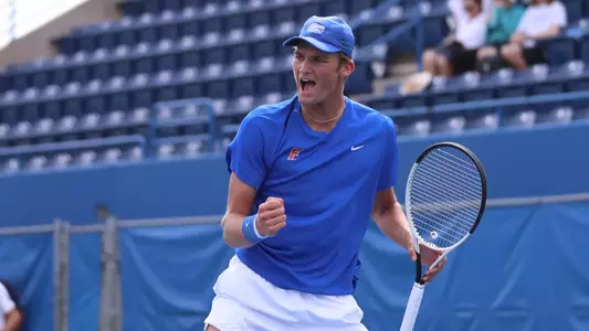 Gators 4, Razorbacks 1