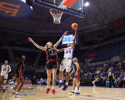 Gators 67, Lady Raiders 63