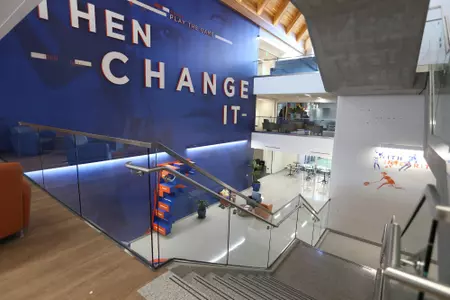 HawkinsCenterInterior_170110_7528_