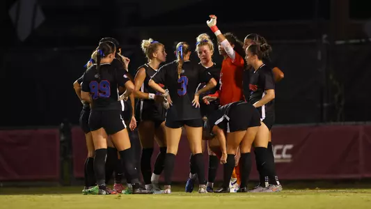 Florida huddle at Florida State 250814