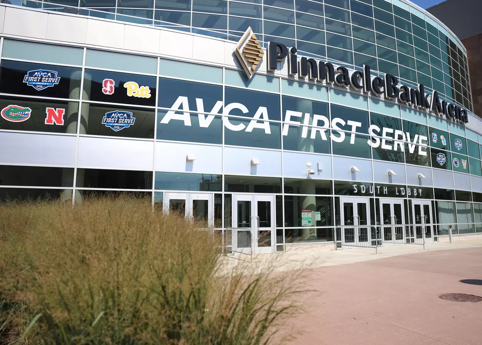 Gators vs Cardinal (AVCA First Serve)