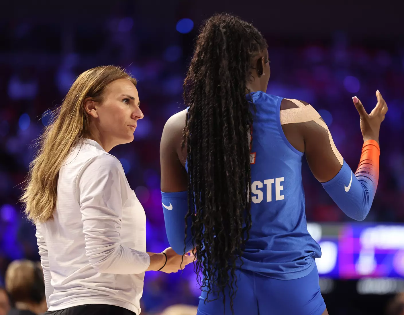 Gators 3, Panthers 2 (AVCA First Serve)