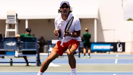 JanMagnus Johnson celebrating point