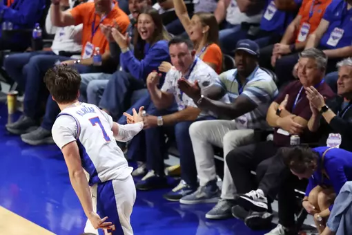 Gators 92, Bulldogs 77