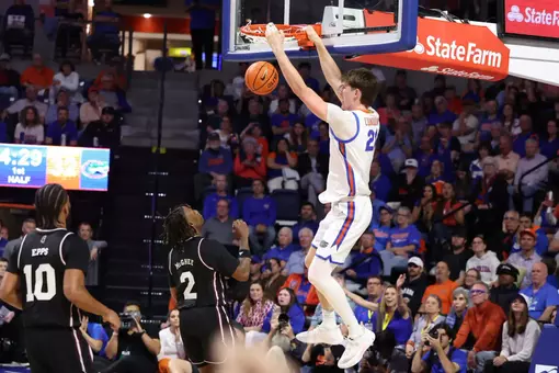 Gators 108, Bulldogs 74