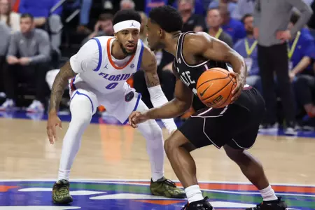 Gators 108, Bulldogs 74