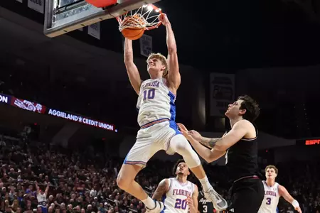 Gators 86, Aggies 67