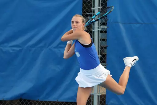 Gabia Paskauskas with the backhand against Kentucky