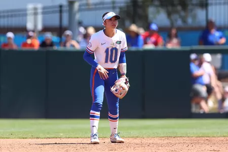 Gabi Comia against Tennessee