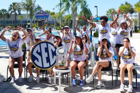 Florida reacts to being announced on ESPNU Regional show as the No. 3 seed 260323