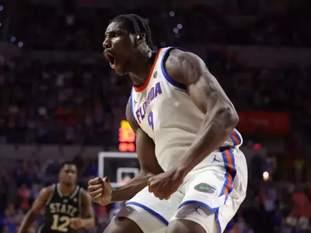 Gators 108, Bulldogs 74