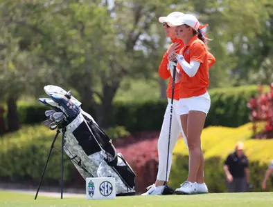 Emily Glaser & Katelyn Huber