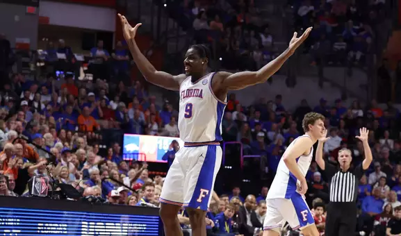 Gators 111, Razorbacks 77