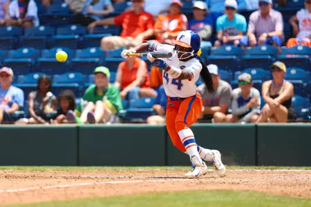 Townsen Thomas hits a ball during Florida's regionals