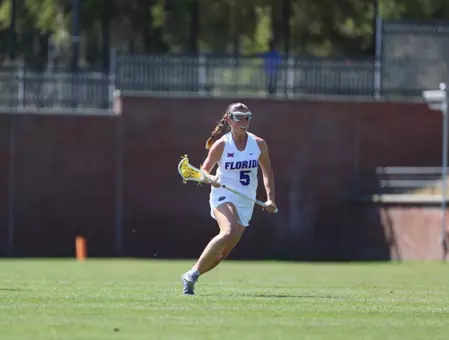 Kaitlyn Davies with Ball