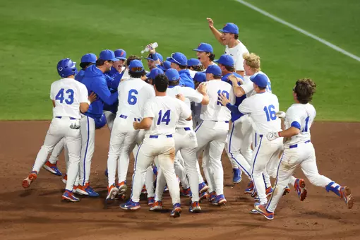Kyle Jones walkoff