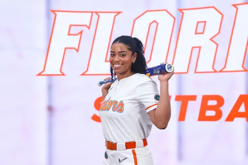 Kairi Rodriguez posing with a bat