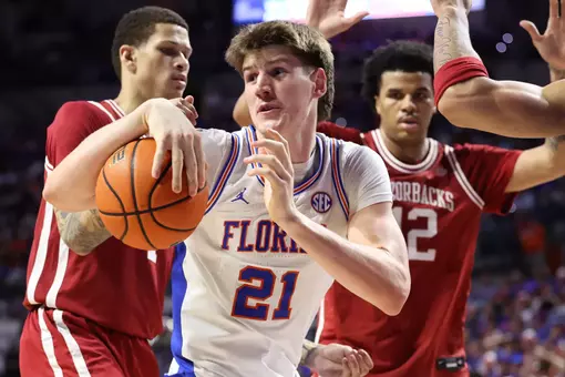 Gators 111, Razorbacks 77