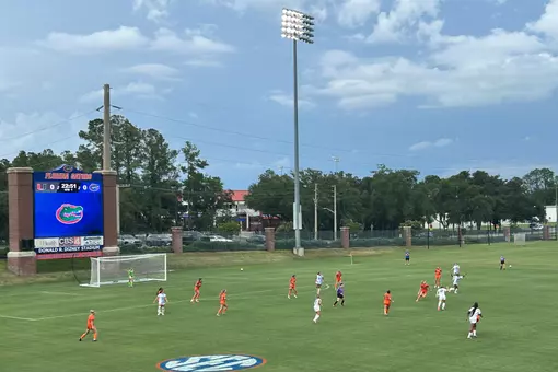 Florida vs Miami - start after weather delay 260805