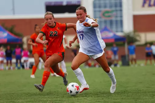 Florida's Sophia Sindelar (right) and Miami's Sara Groseibl play in Aug. 5, 2026 exhibition match at Dizney Stadium