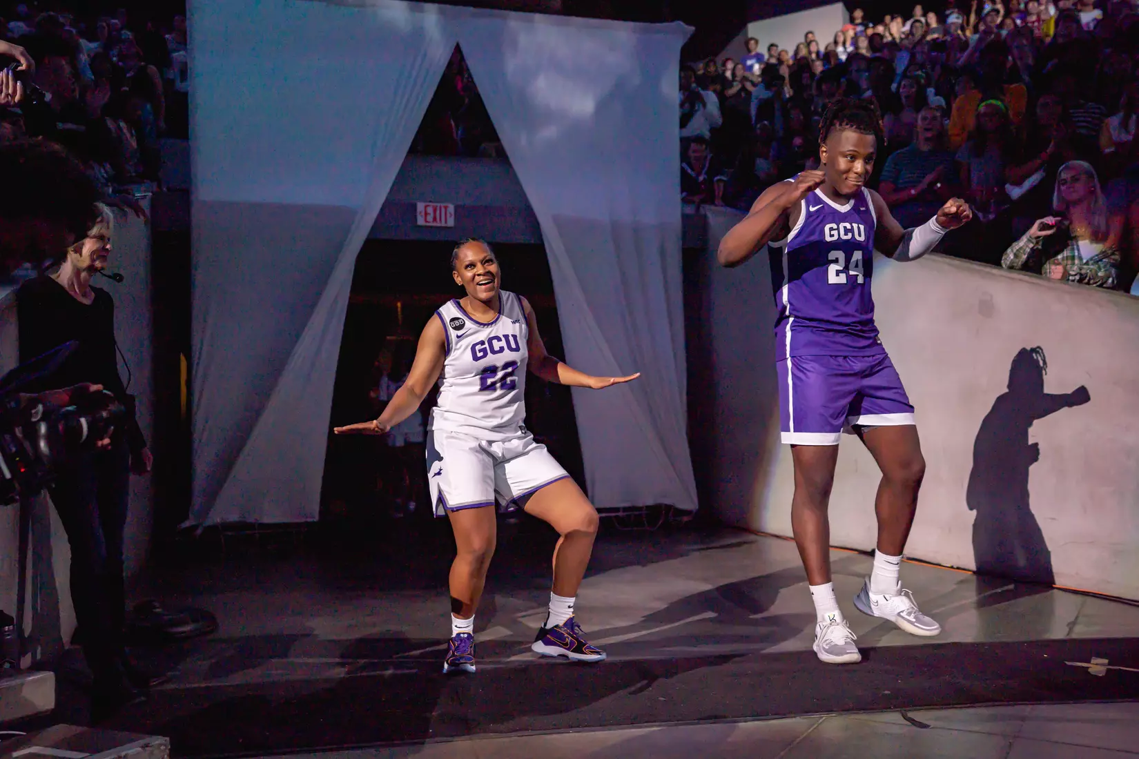 The GCU Havocs pack GCU Arena for the unofficial tip-off to basketball season at 2021 Midnight Madness.