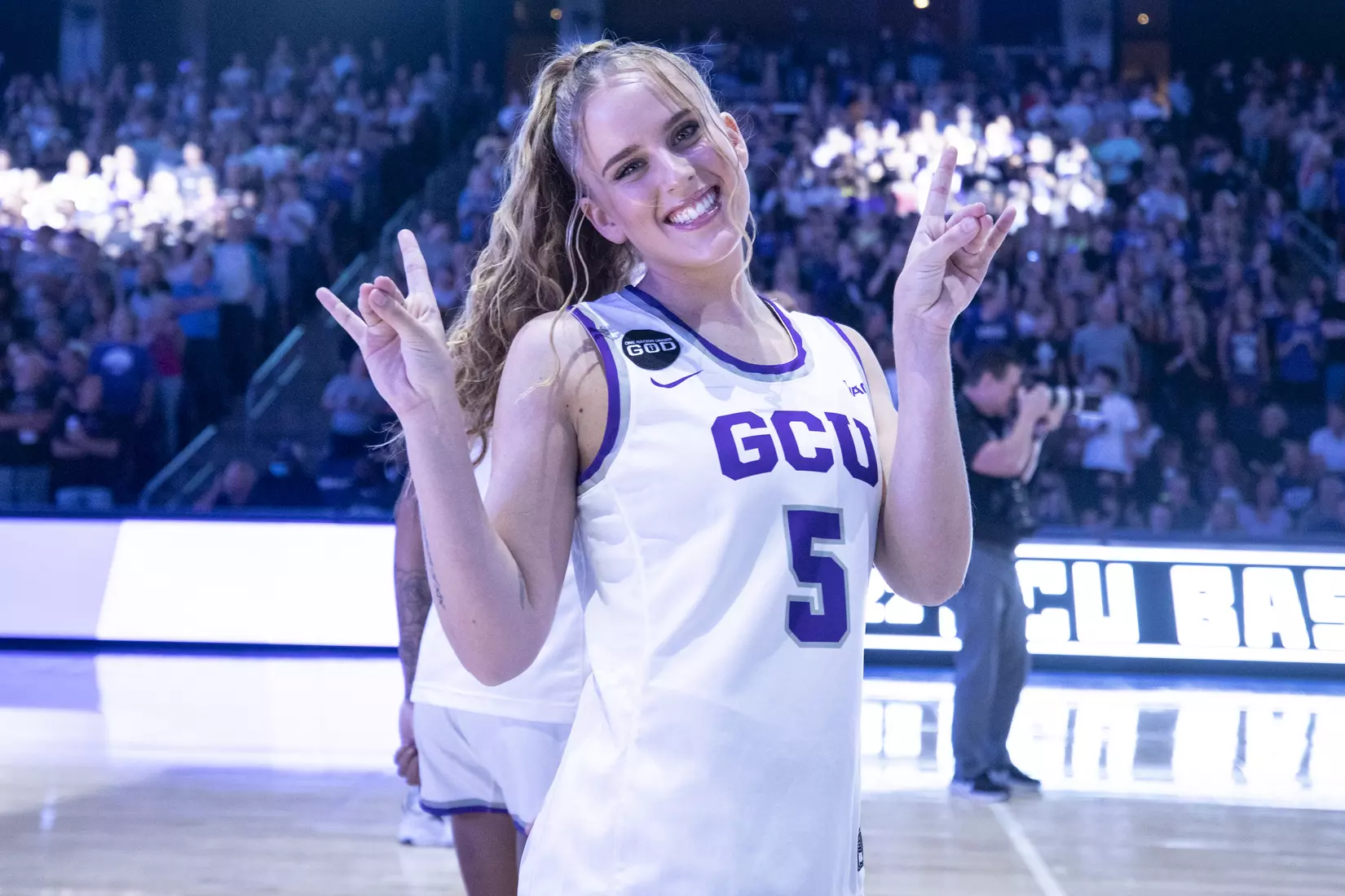 The GCU Havocs pack GCU Arena for the unofficial tip-off to basketball season at 2021 Midnight Madness.