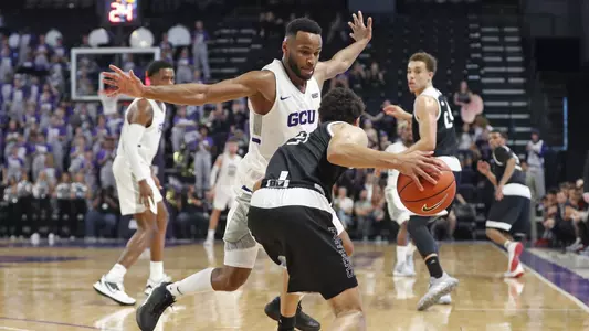 isiah brown davenpor