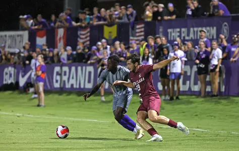 PHOENIX, AZ -Sep 09, 2022: Following a two-hour weather delay, Santa Clara tops GCU 2-0 at GCU Stadium.