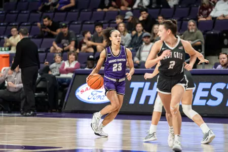 Phoenix, AZ Nov. 16 , 2023: GCU falls to Montana 76-71 at GCU Arena.