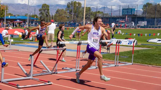 Dylan in hurdles