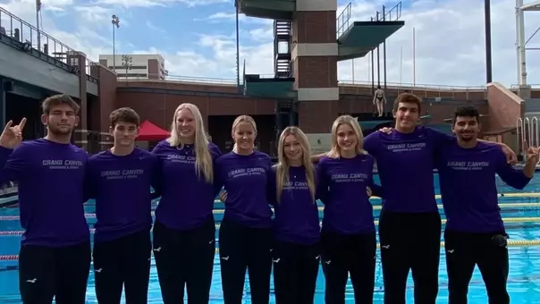 diving squad at usc meet