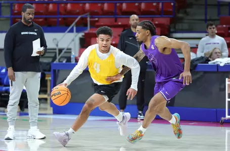 Ruston, LA Dec. 16, 2024 : The Lopes take part in practice at he Thomas Activity Center on the campus of Louisiana Tech University in Ruston, LA. . David Kadlubowski/GCU