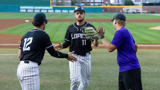 billy scaldeferri high fives