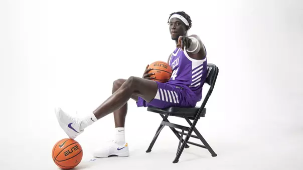 Phoenix, AZ : April 17, 2026: Men’s basketball recruit Omaha Biliew. David Kadlubowski/GCU