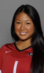 Senior Nicole Choi