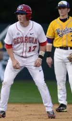 Kyle Farmer went 3-for-4 with a home run in Friday's win.