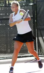 Alina Jerjomina clinched Friday's SEC Tournament win over South Carolina.