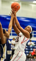Freshman Halle Washington scored 10 first-half points in her first-ever double-digit output for Georgia.