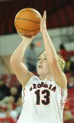 Merritt Hempe had a season-best 17 points and eight rebounds.