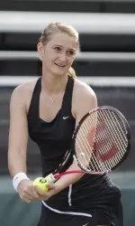 2010 NCAA Singles Champion Chelsey Gullickson will be among the 33 student-athletes graduating Friday, December 19, 2014.