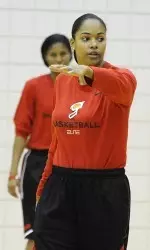 Joni Taylor instructs the team during her first practice as Georgia's head coach. (Photo by John Kelley)