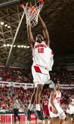 Damien Wilkins was co-captain of Georgia's 2004 team that earned an NIT bid.
