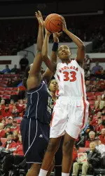 Angel Robinson played at Georgia from 2007-10.