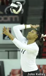 Jasmine Eatmon opens her senior season on Friday night.