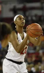 Halle Washington's eight points tied the team lead against No. 10/9 Kentucky.
